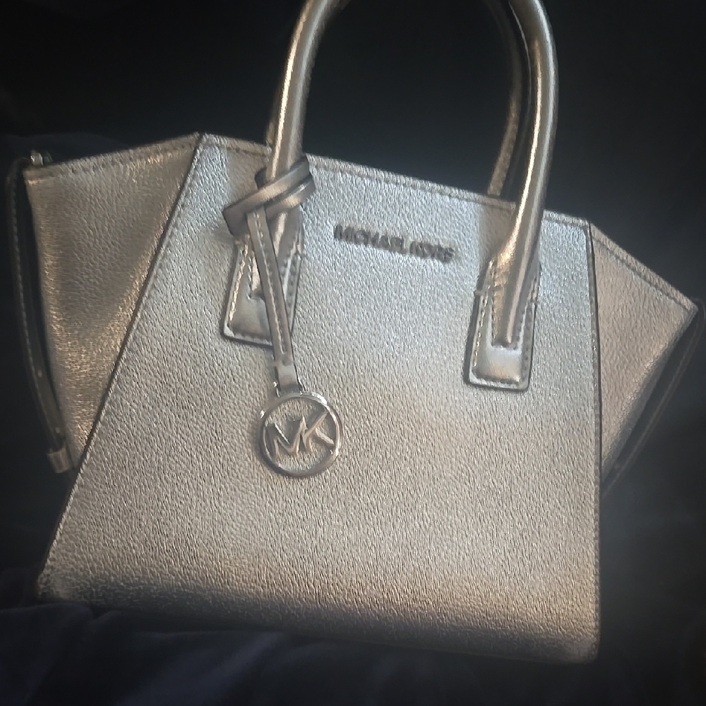 Michael Kors Silver Satchel with Structured Design. And Matched Wallet